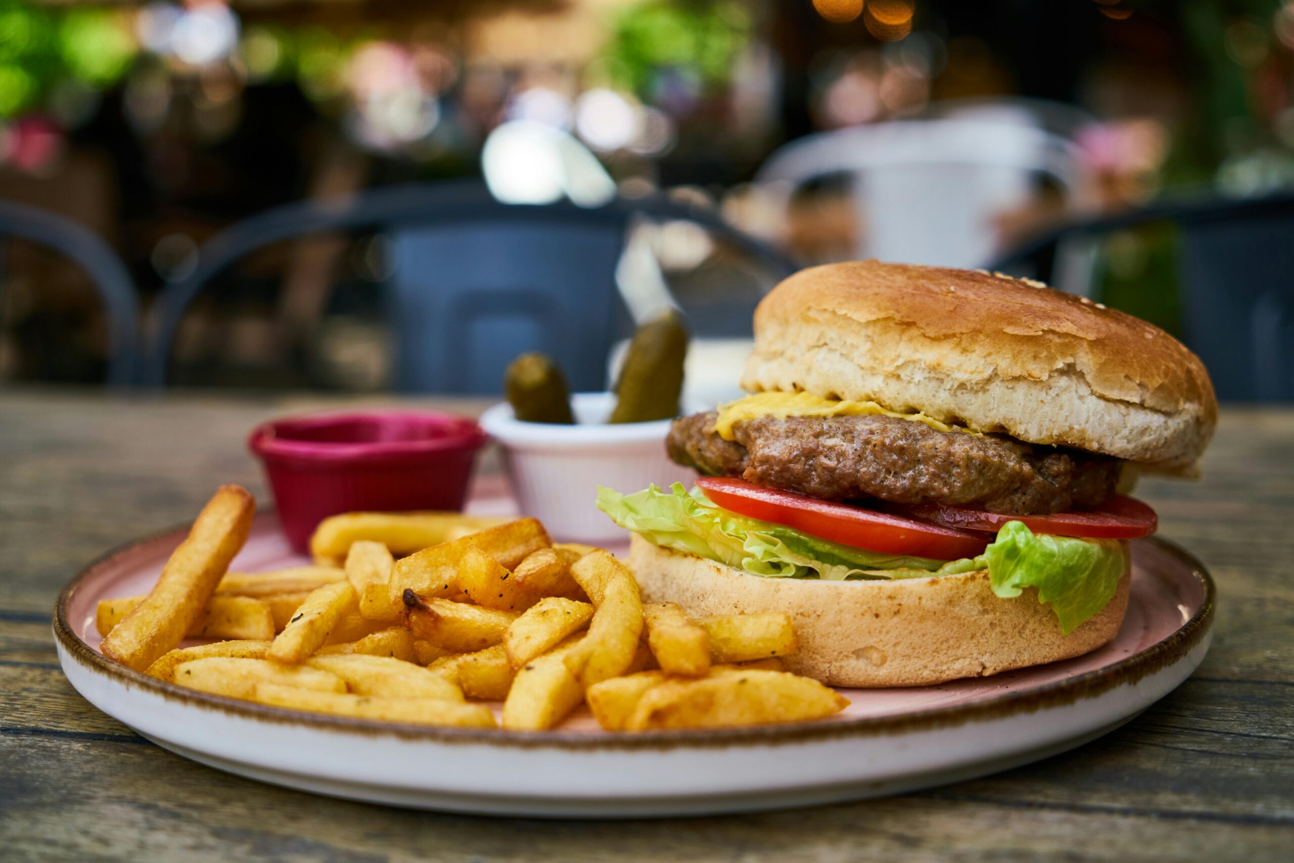 Beef Burger with or without fries