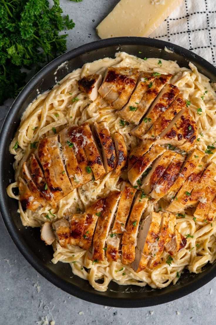 Alfredo penny pasta with lemon butter chicken