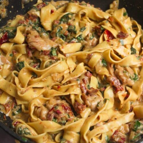 Coconut pasta (with chicken or prawns)