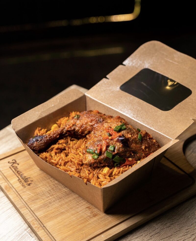 Smokey Nigerian jollof with chicken and plantains