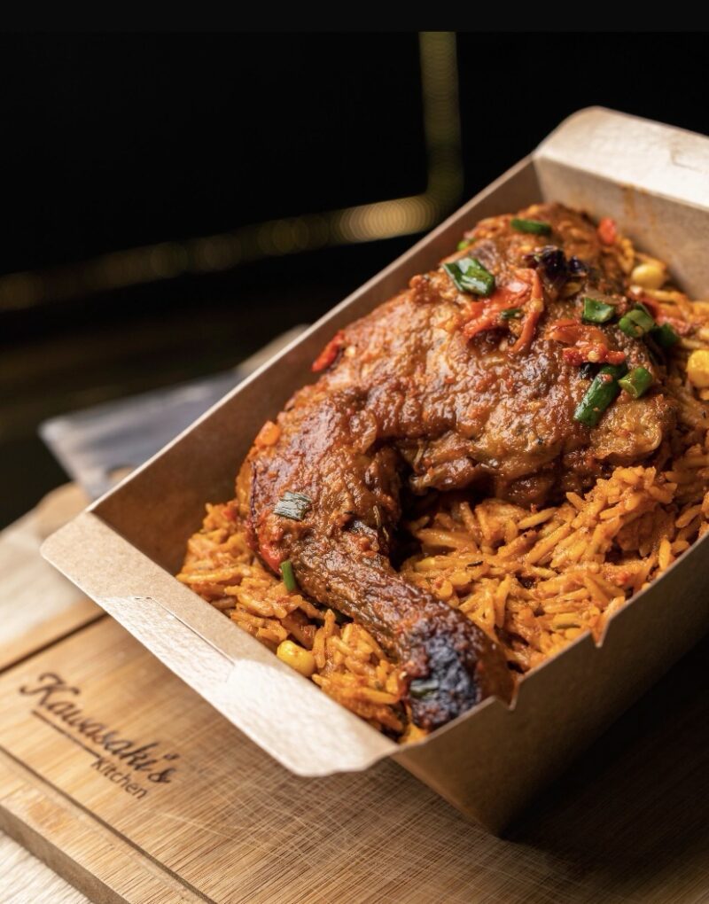 Smokey Nigerian jollof with chicken and plantains