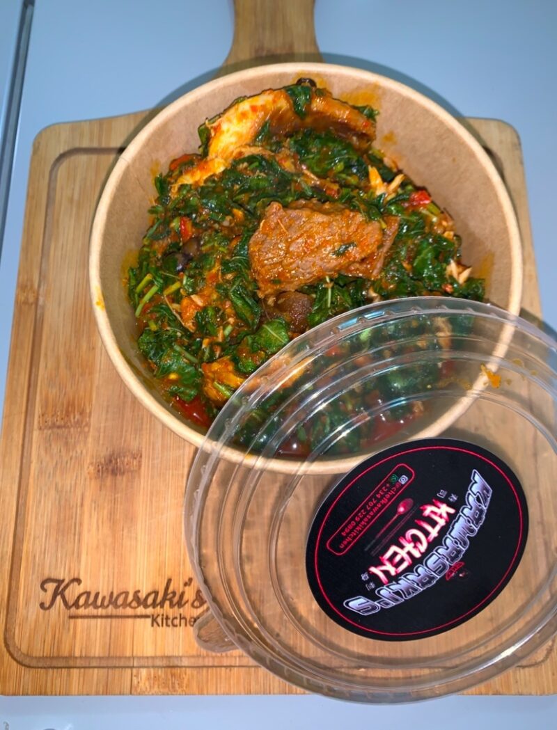 Eforiro with smoked fish, Chicken or Beef